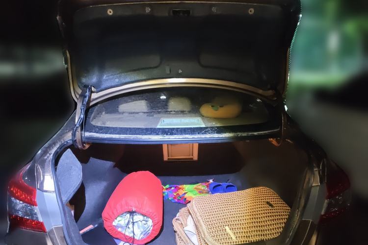 Used Nissan Sylphy 2014 1.6XV CVT Deluxe Edition Trunk