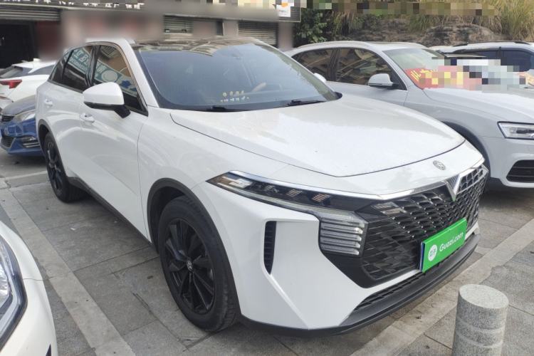 Used Venucia V 2022 260T Black Horse Edition – Top-Tier Choice Front Right 45 Deg