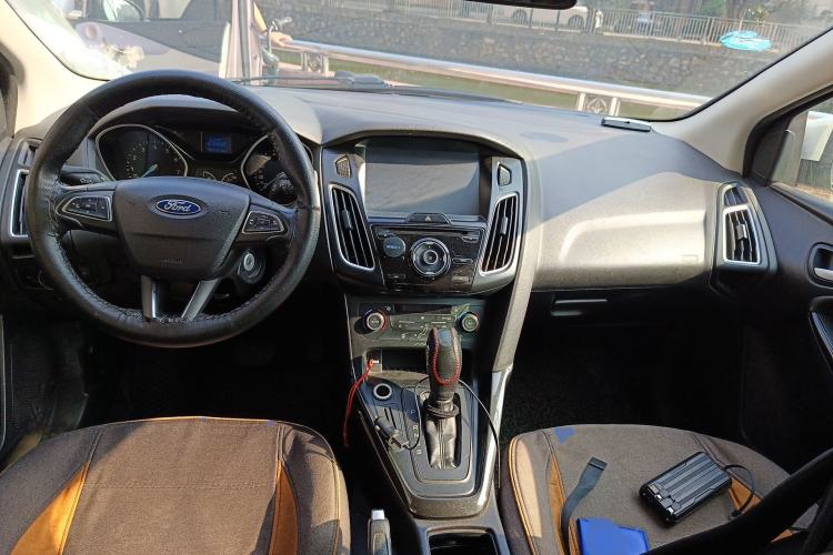 Used Ford Focus 2015 Sedan 1.6L Automatic Trend Model
