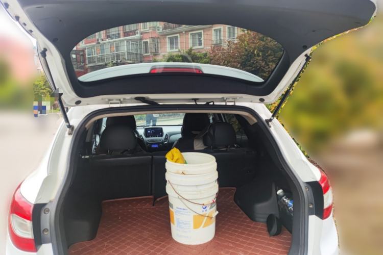 Used Hyundai ix35 2013 2.0L Automatic Two-Wheel Drive Smart GLS China IV Standard Trunk