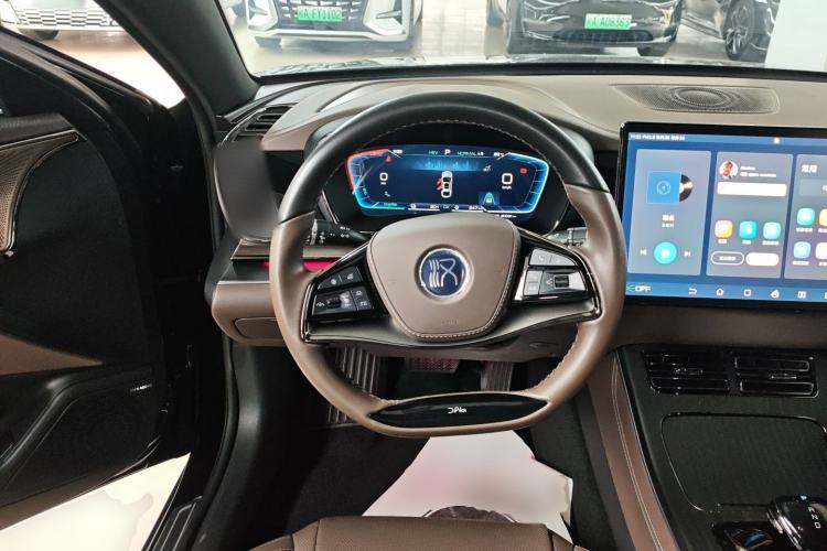 Used BYD Han 2023 DM-i Champion Edition 121KM Prestige Model
