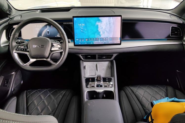 Used BYD Sealion 07 EV 2024 610 Zhihang Edition Center Console