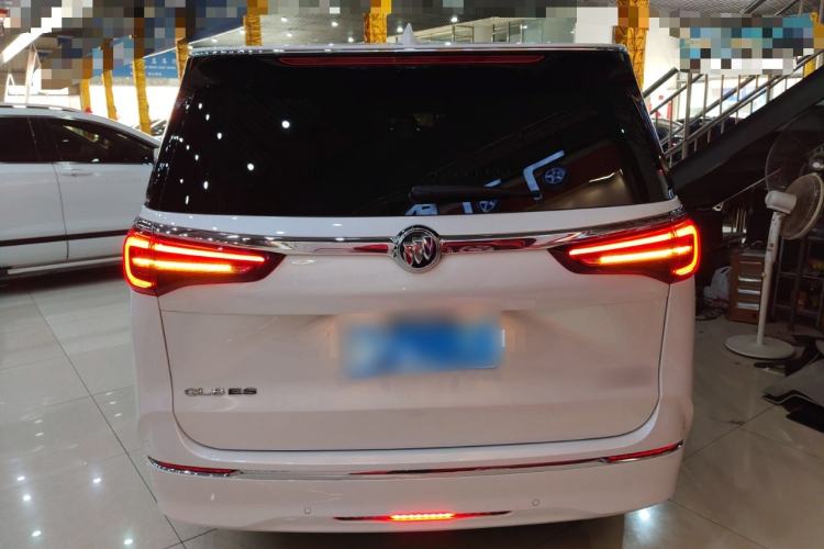 Used Buick GL8 2023 ES Lu Zun Deluxe Model
