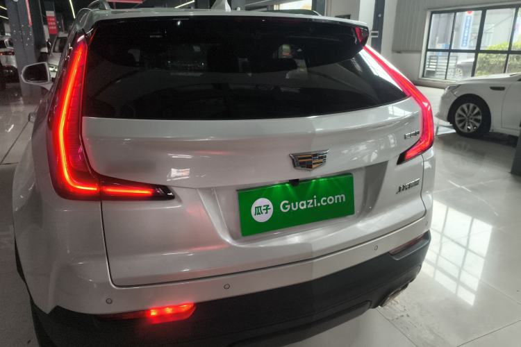 Used Cadillac XT4 2018 28T Two-Wheel Drive Tech Version