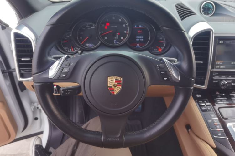 Used Porsche Cayenne 2014 Cayenne Platinum Edition 3.0T
