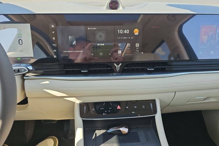 Used VOYAH Dream 2024 PHEV Ultra-Long Range Flagship Edition