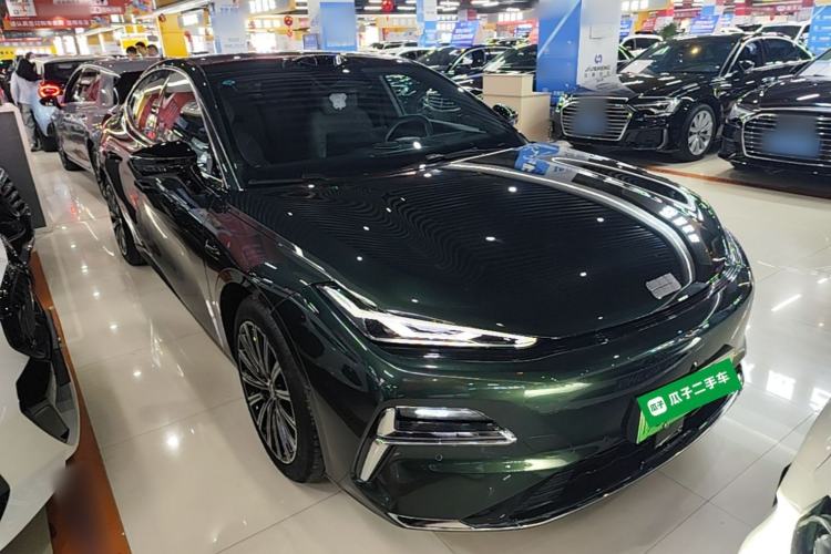 Used Geely Galaxy 8 2025 130km EM-P Starship Edition Exterior 1