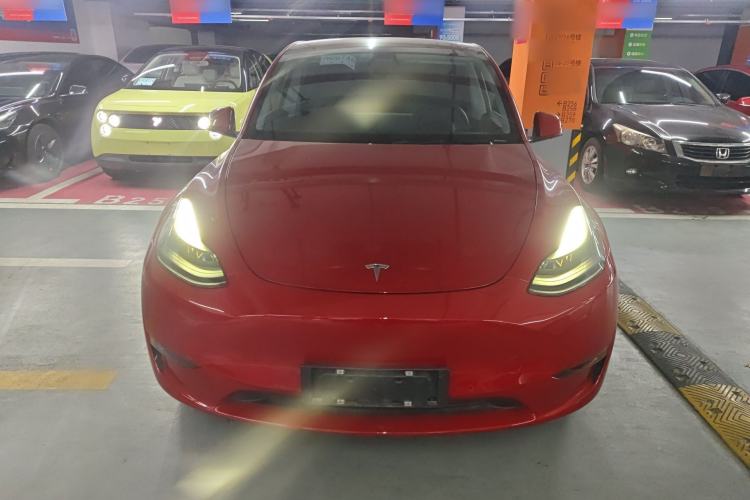 Used Tesla Model Y 2021 Standard Range Rear-Wheel Drive Version Front