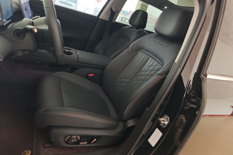 Used Baojun Enjoy 2025 Plug-in Hybrid 140km Luxury Edition Left Front Seat