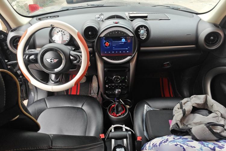 Used MINI Countryman 2011 1.6L ONE Center Console