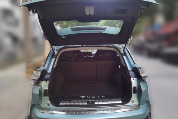 Used NETA U 2022 Zhi400 Pro Ternary Lithium