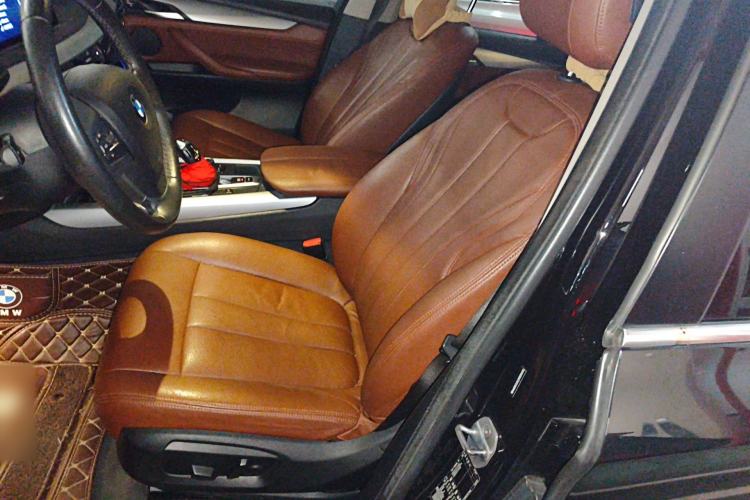 Used BMW X5  Left Front Seat