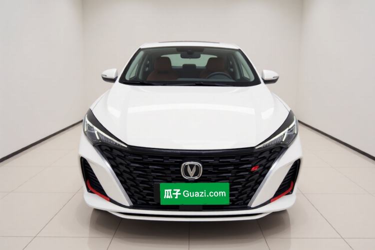 Used CHANGAN Eado 2023 Changan Edition PLUS Blue Whale NE 1.4T GDI DCT Prestige Version Front