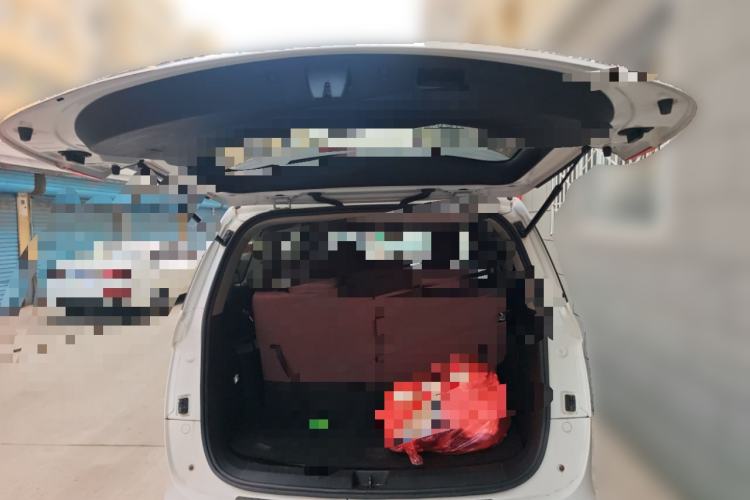 Used Baojun 730 2019 1.5T CVT Fashion Model 7 Seats China VI Emission Standard
