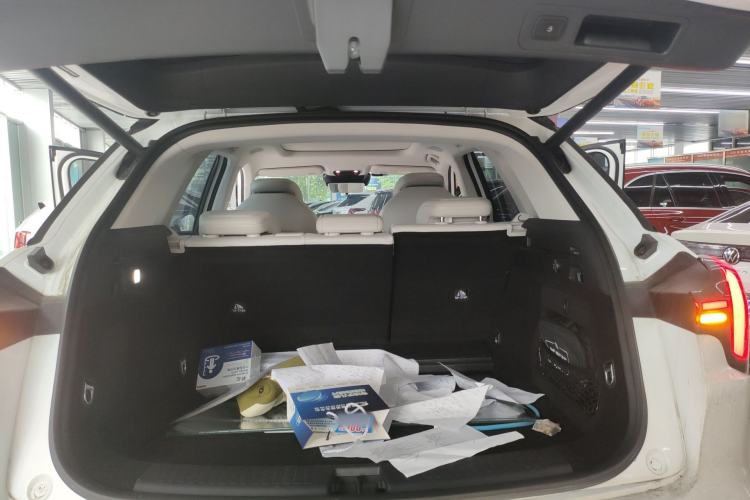 Used NETA L 2024 Extended-Range 310 Flash Charge PRO Edition Trunk