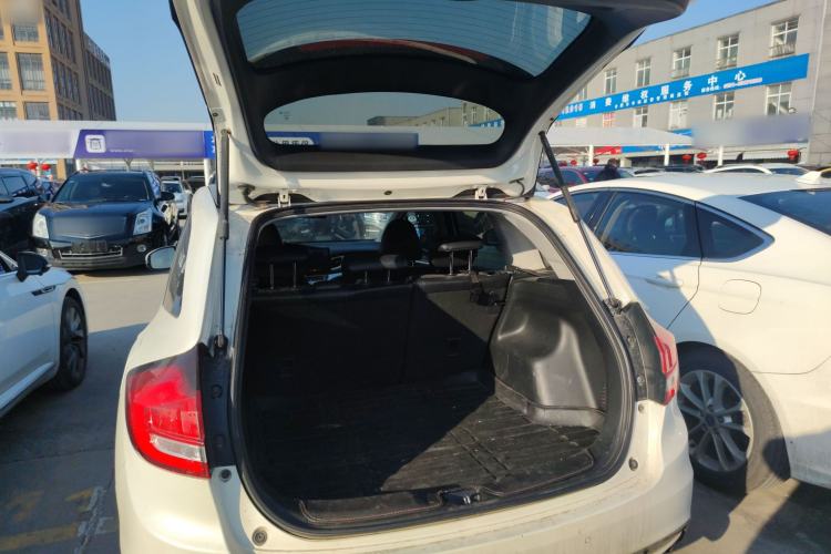 Used Honda Jade 2017 1.8L automatic Comfort version 5 seats