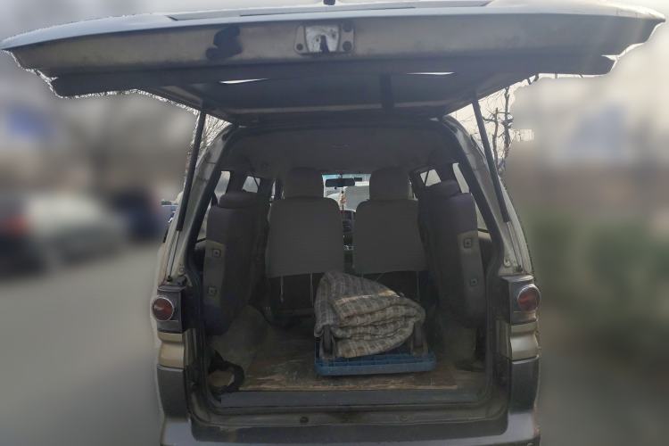 Used FORTHING Lingzhi 2013 M3 1.6L 7-Seater Luxury Model
