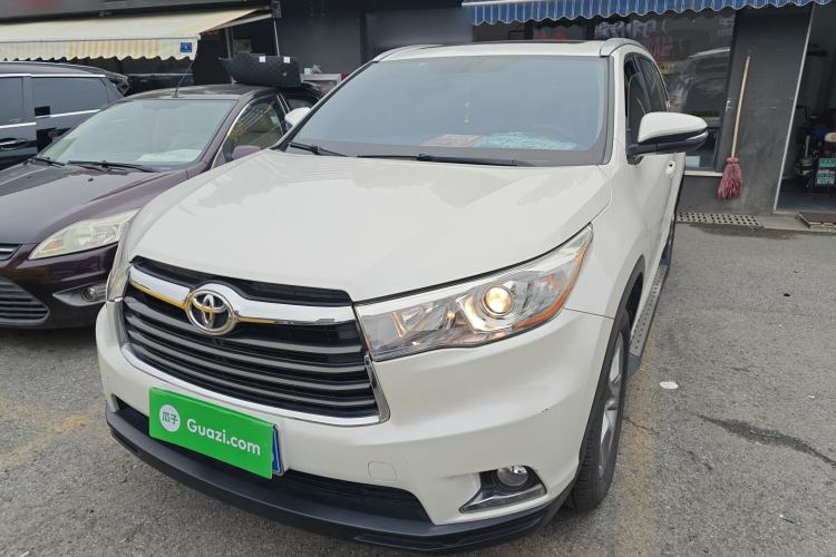 Used Toyota Highlander 2015 2.0T Two-Wheel Drive Luxury Edition 7 Seats
