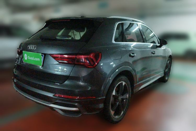 Used Audi Q3 2019 40 TFSI Fashion Dynamic Model
