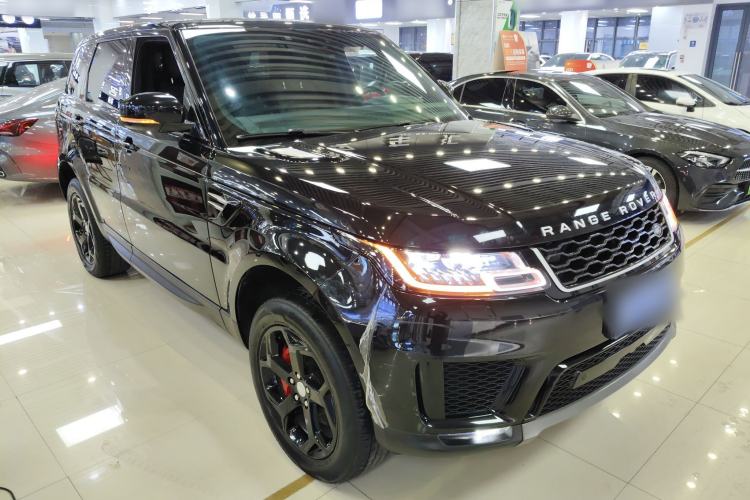 Used Land Rover Range Sport 2021 3.0 L6 SE Front Right 45 Deg