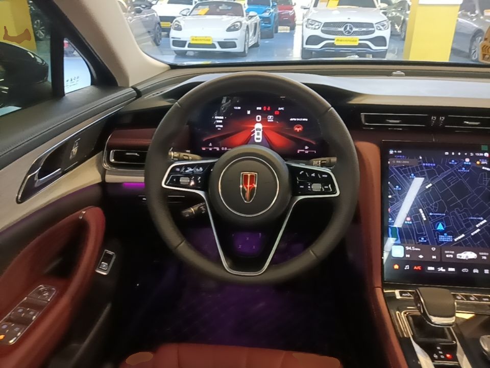 Hongqi H5 2025 2.0T Automatic Flag Edition – 500 000 Units Commemorative Version — снимка 15