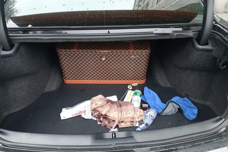 Used Chrysler 300C 2016 3.0L Supreme Edition