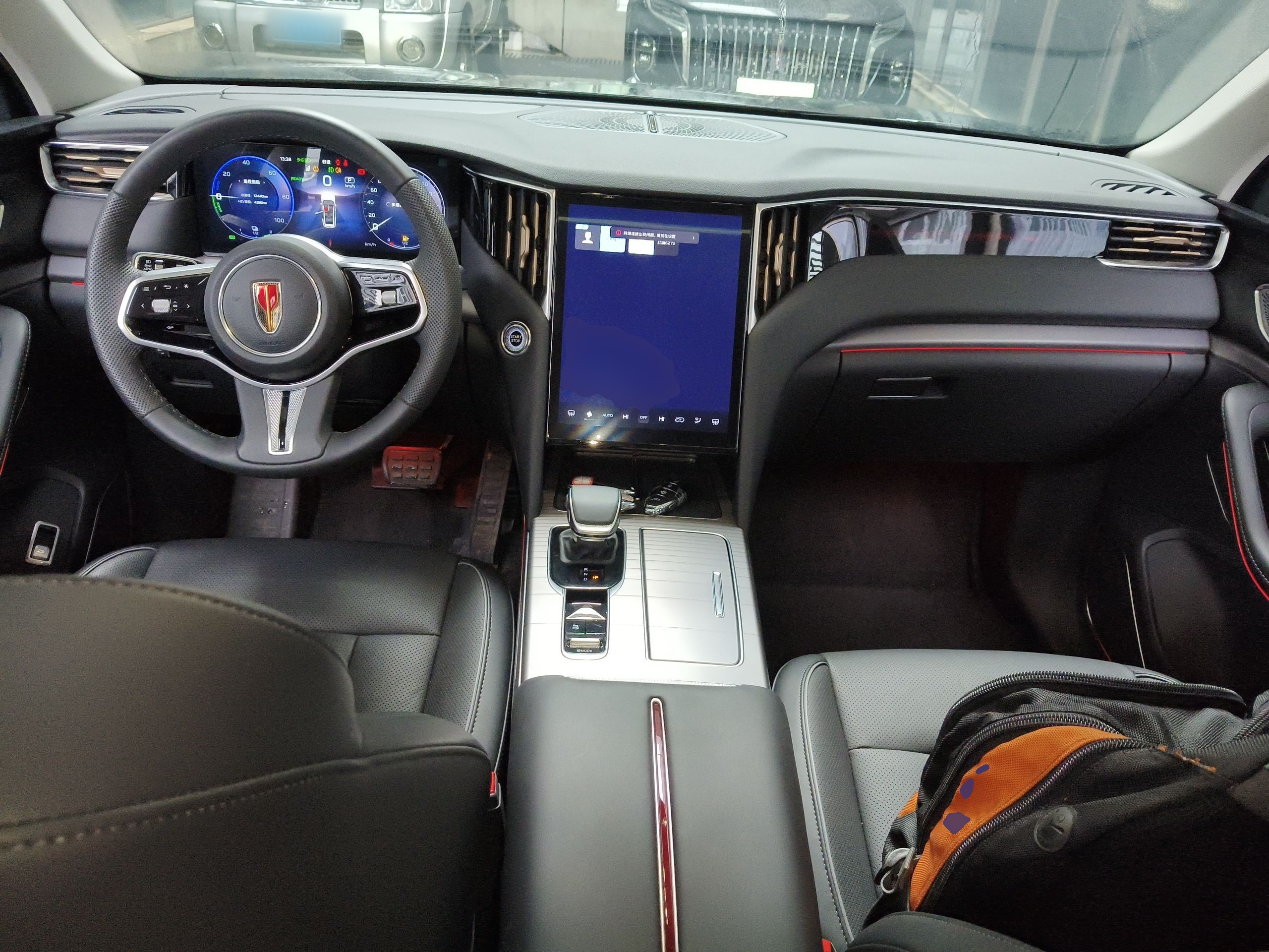 Hongqi HS7 PHEV 2024 2.0T PHEV Four-Wheel Drive Flagship Edition 6 Seats — снимка 12