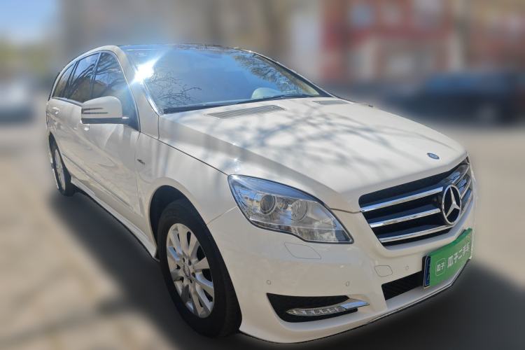 Used Mercedes-Benz R-Class 2017 R 320 4MATIC Business Edition Prestige Model
