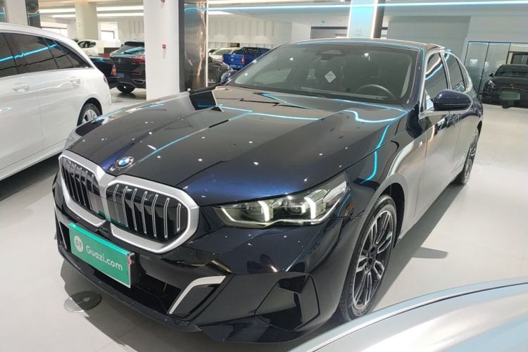 Used BMW 5 Series 2024 525Li M Sport Package