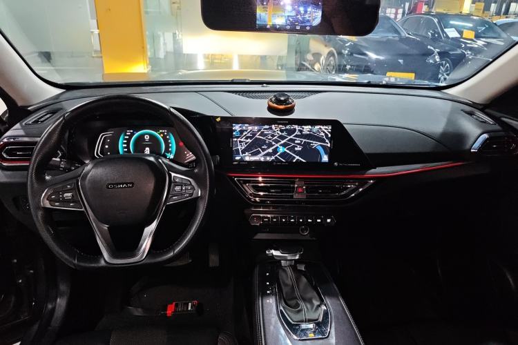 Used CHANGAN OSHAN X5 2021 1.5T DCT Prestige Edition Center Console