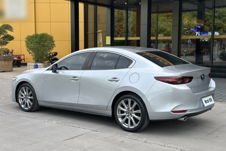 Used Mazda 3 Axela 2021 2.0L Automatic Zhi Rui Edition
