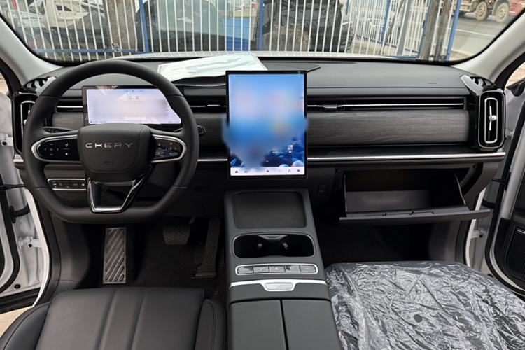 Used Chery Tiggo 7 C-DM 2025 1.5T 120KM Luxury Trim
