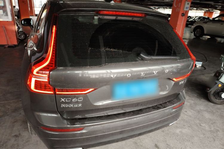 Used Volvo XC60 2019 T5 4x4 Smart Edition China VI Standard Rear