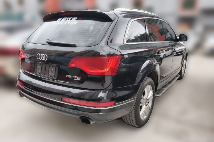 Used Audi Q7 2013 35 TFSI Comfort Model Rear Right 45 Deg