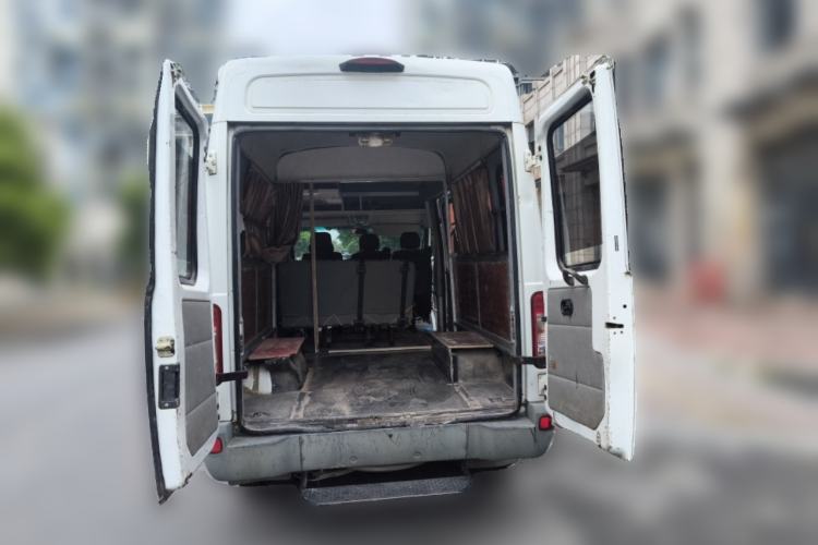 Used Iveco Power Daily 2017 2.5T Deluxe A37 High-Roof 6-7 Seater Bus 47Z5