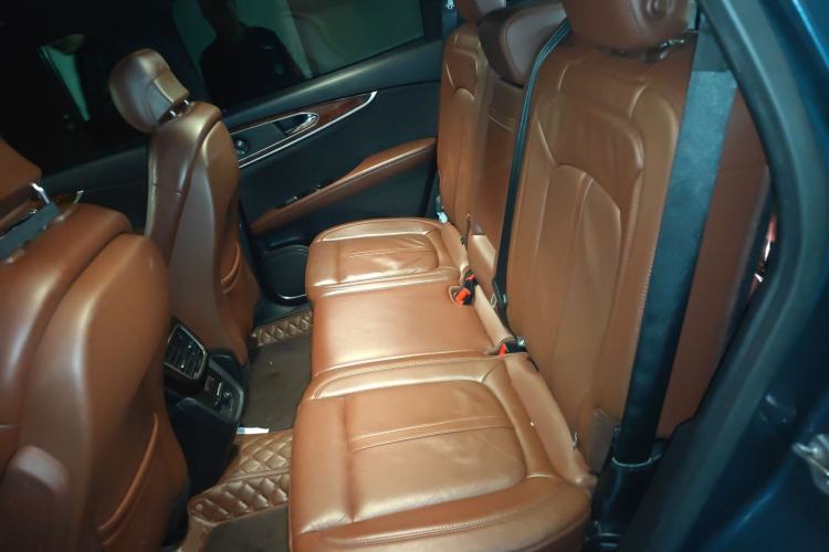 Used Lincoln MKX 2015 2.7T Four-Wheel Drive Prestige Edition Left Rear Seat