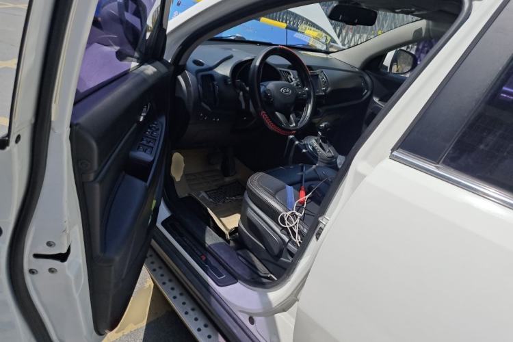 Used Kia Sportage R 2014 2.0L Automatic Two-Wheel Drive Premium Trim
