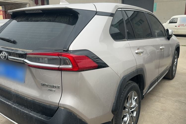 Used Toyota Wildlander 2022 2.0L CVT 4x4 Luxury PLUS Edition
