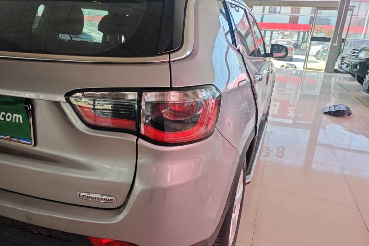 Used Jeep Compass 2017 200T Automatic Family Edition
