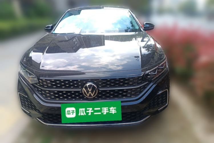 Used Volkswagen Passat 2022 330TSI Starry Luxury Edition