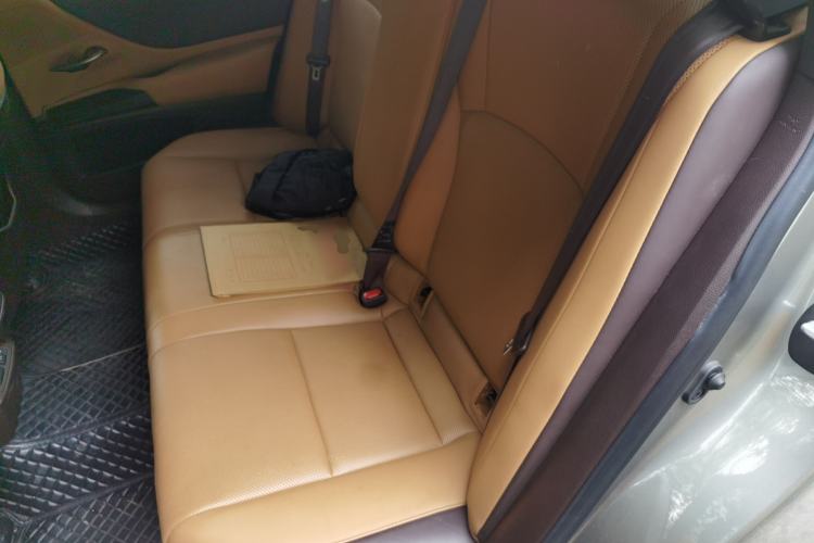 Used Lexus ES 2020 300h Deluxe Edition Left Rear Seat