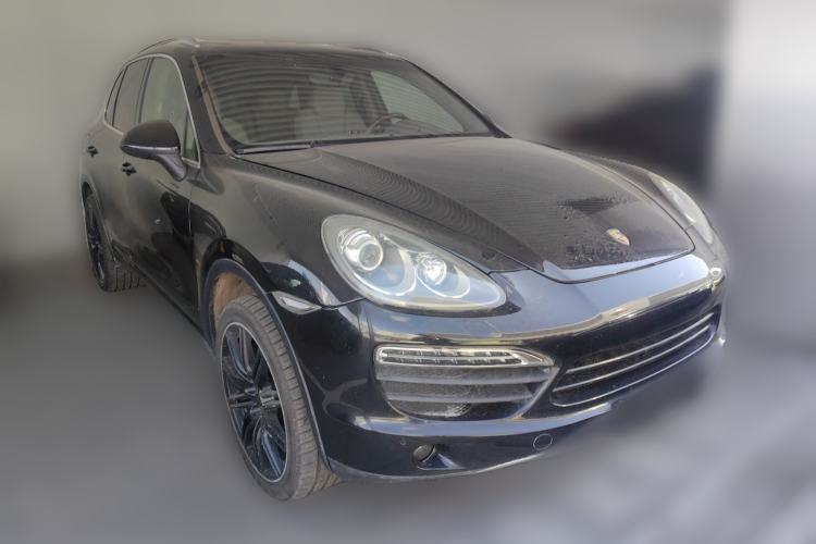 Used Porsche Cayenne  Front Right 45 Deg