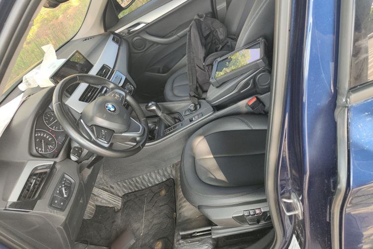 Used BMW X1 2016 sDrive18Li Fashion Model Left Front Seat