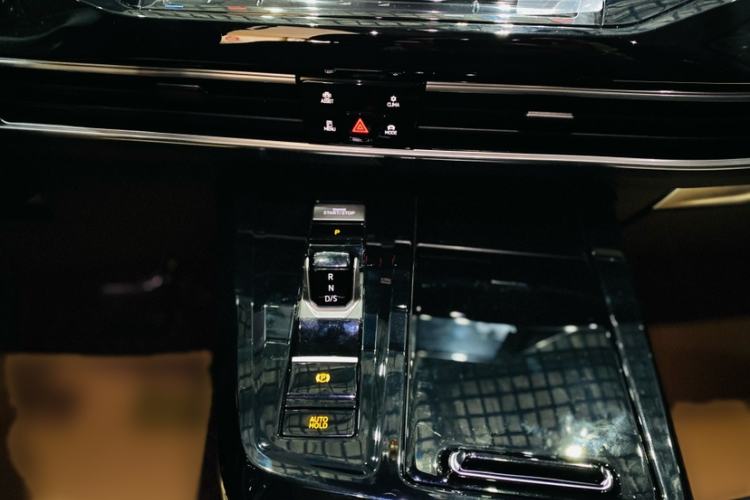 Used Volkswagen Talagon 2022 530TSI Four-Wheel Drive Flagship Shengjing Edition Pro 6-Seater Interior 4