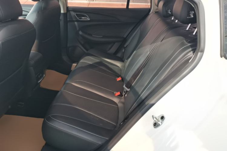 Used Roewe i5 2019 1.5L Manual 4G Connectable Langhao Edition