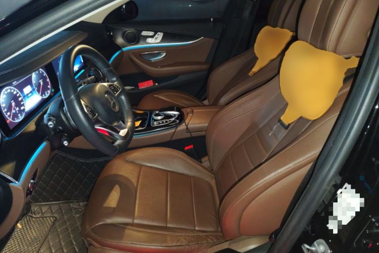 Used Mercedes-Benz E-Class 2016 E 300 L Sporty and Stylish Model
