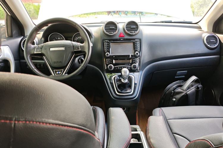 Used Haval H6 2015 Upgraded Model 1.5T Manual 4x4 Elite Version
