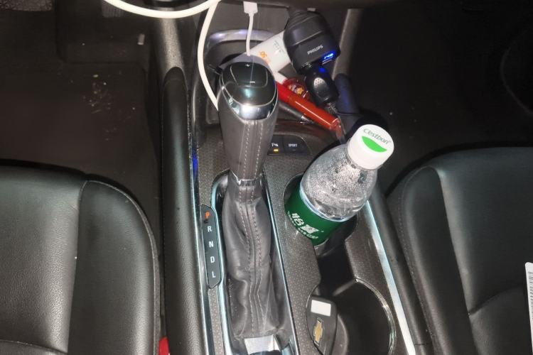 Used Chevrolet Malibu XL 2019 535T CVT Active Version Gear Lever