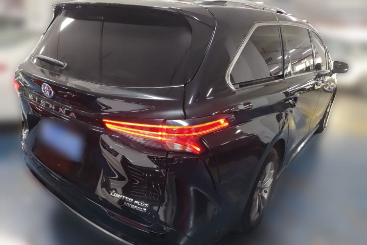 Used Toyota SIENNA 2021 2.5L Hybrid Ultimate Edition Rear Right 45 Deg