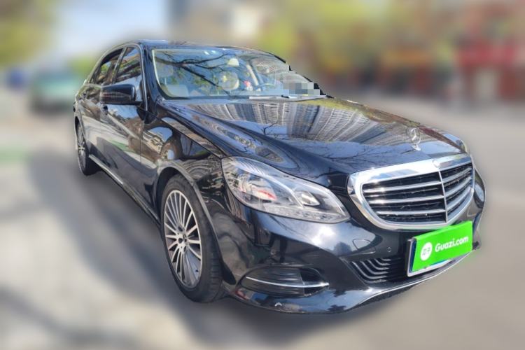 Used Mercedes-Benz E-Class 2015 E 200 L Front Right 45 Deg